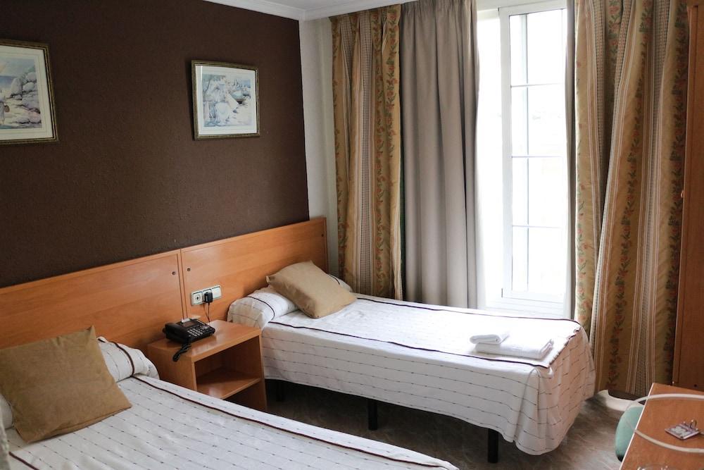 Hotel New Sanz Торремолинос Экстерьер фото