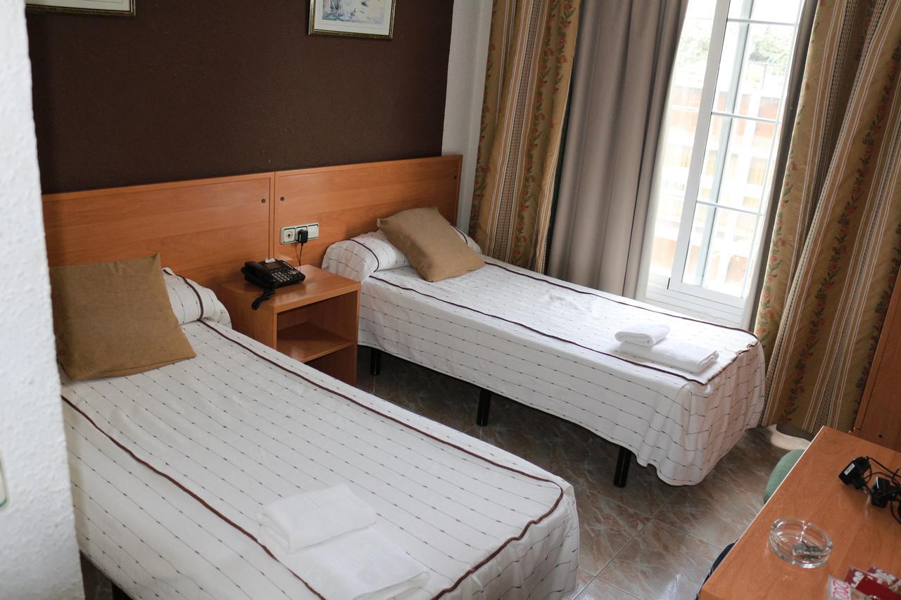Hotel New Sanz Торремолинос Экстерьер фото
